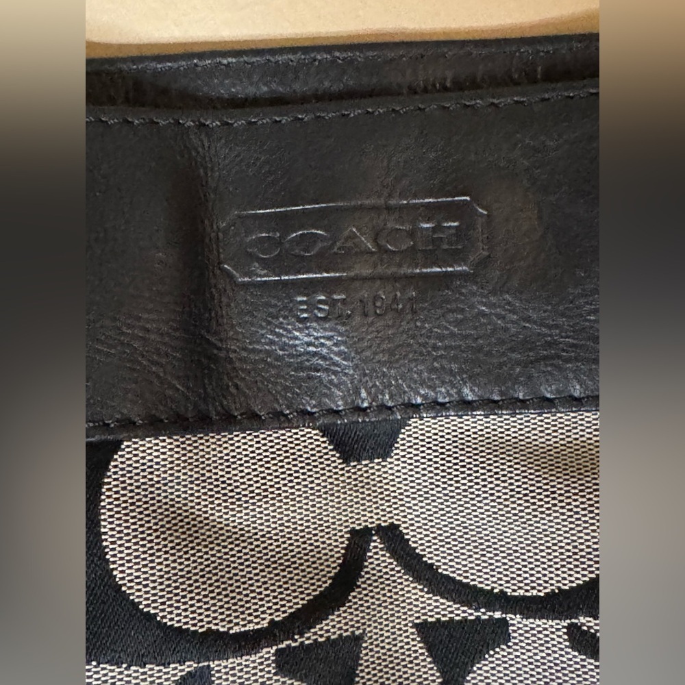 Coach Zoe hobo bag in a black and grey signature canvas OS - Picture 12 of 12